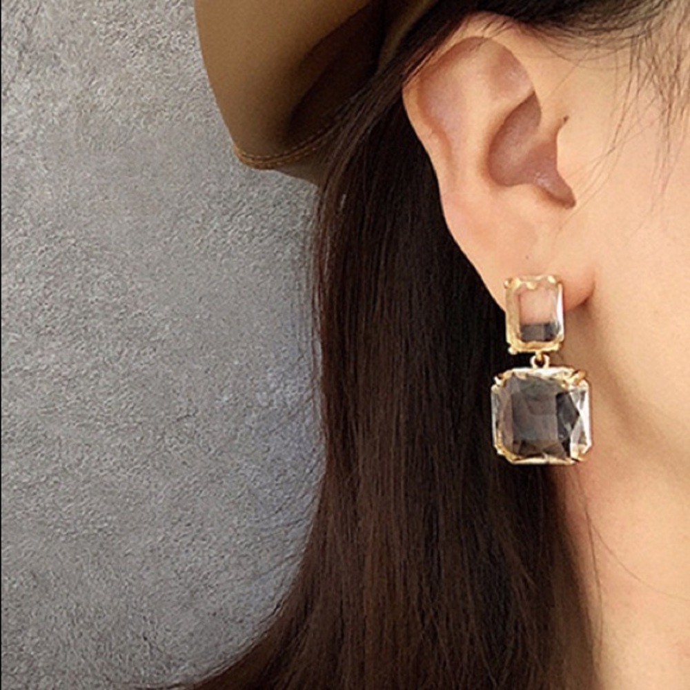 🔥 Gold plated shiny crystal Drop Earrings